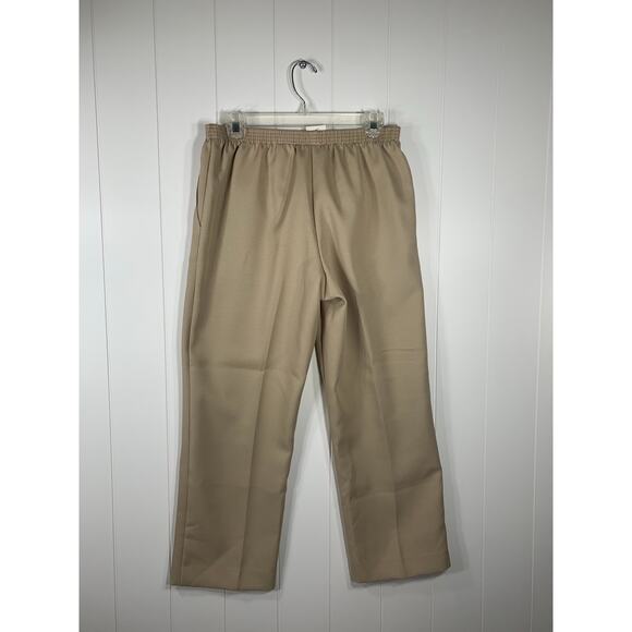 NWT - Women’s Petite Alfred Dunner Tan Classic Polyester Stretch Dress Pant - Picture 3 of 5